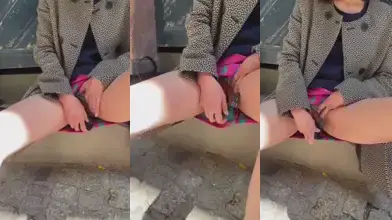 طالبة إيرانية بالغة تتقن الاستمناء بالهزاز في الشارع.